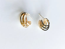 Load image into Gallery viewer, Gold Earrings 6
